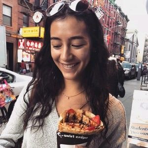 Meet your Posher, Tori